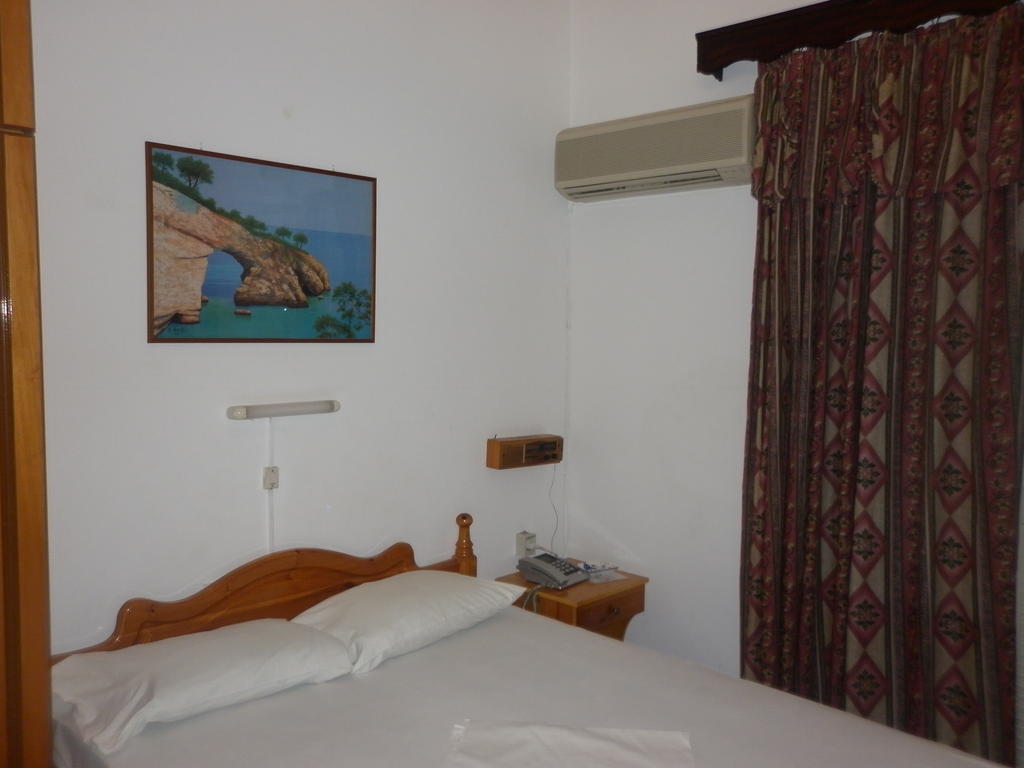 Miramare Hotel Lakkíon Pokoj fotografie